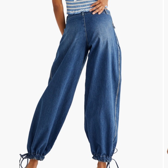 Free People Lotus High Waist Tie Hem
Barrel Leg Jeans - Picture 2 of 10